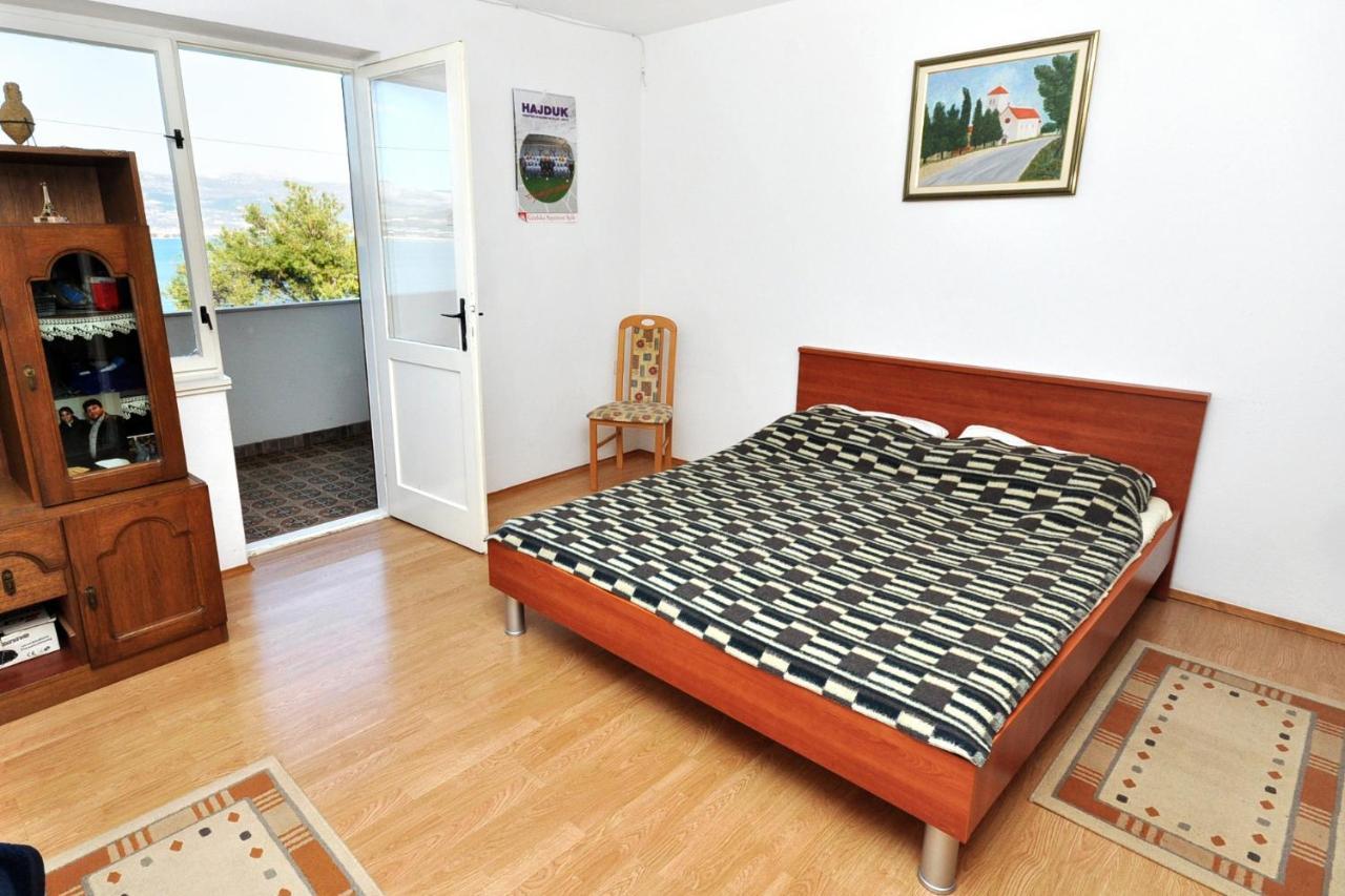 Apartments By The Sea Arbanija, Ciovo - 1085 特罗吉尔 外观 照片